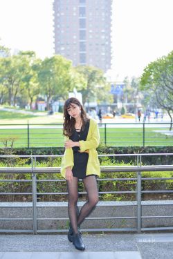 丝袜女仆被震蛋折磨调教视频